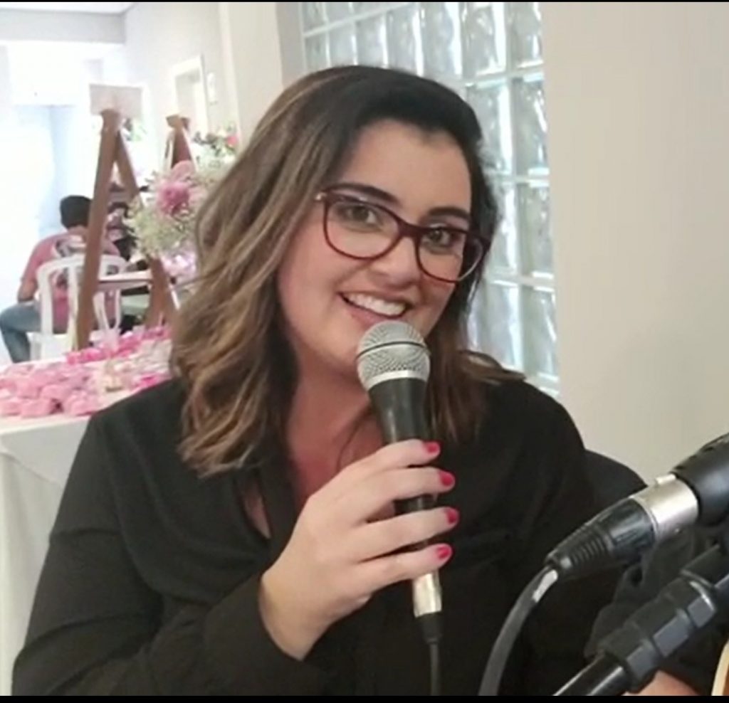 Camila Óca voice coach